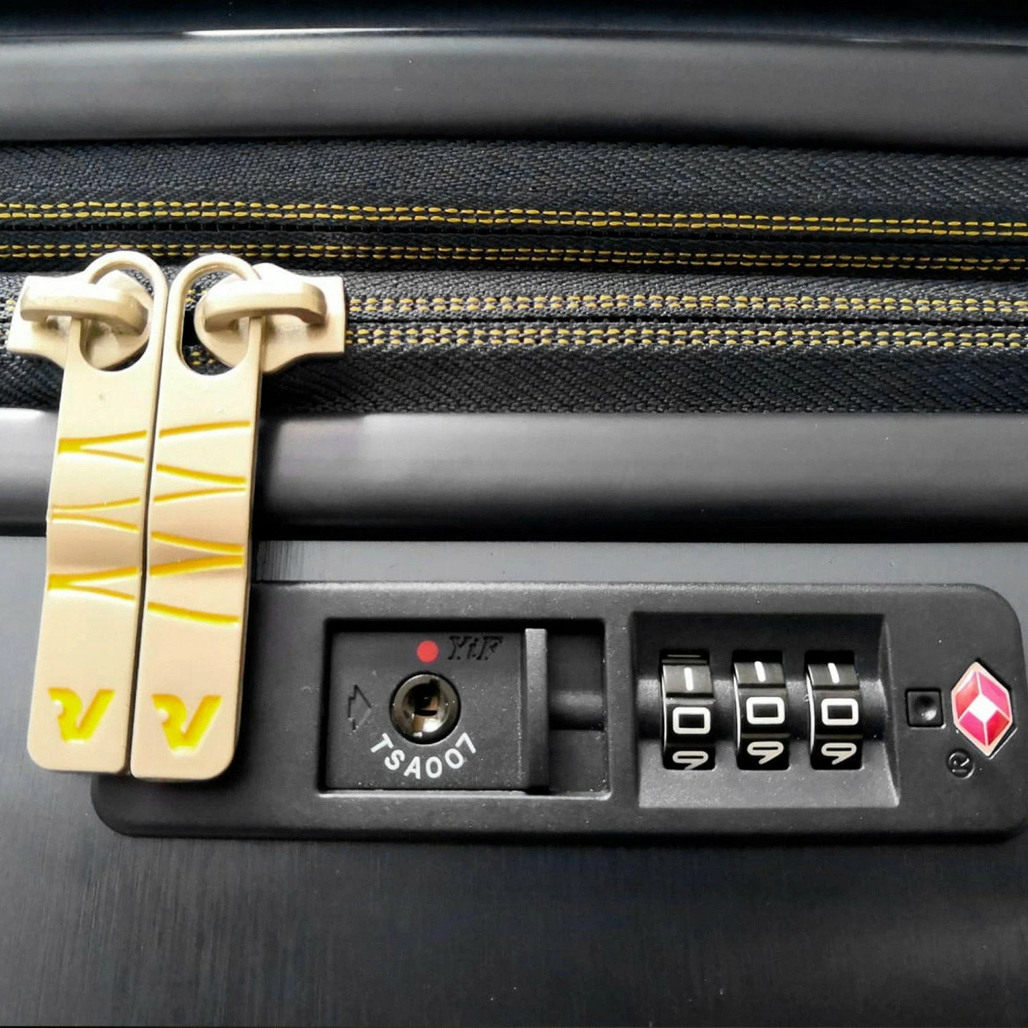 Roncato Stellar - 4-Rollen-Trolley 64 Cm M Erw. – Bild 7